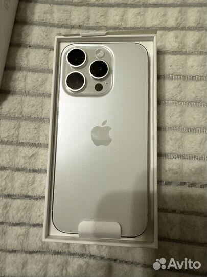 iPhone 15 Pro, 128 ГБ
