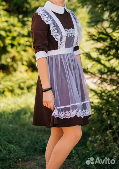 Школьное платье с фартуком