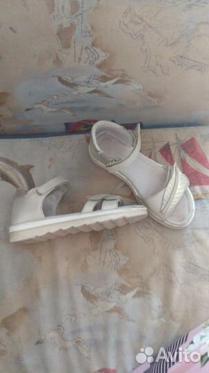 Босоножки для девочки