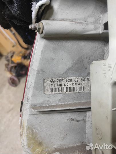 Задние фонари Mercedes w202