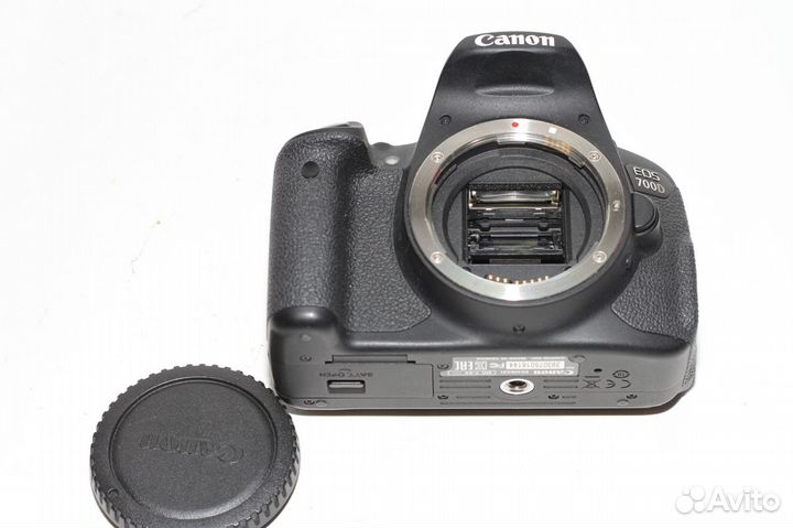 Canon EOS 700D