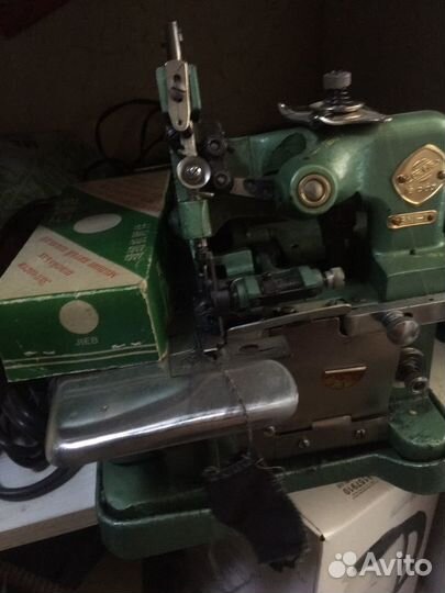 Оверлок для швейной машины