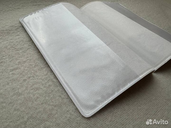 Обложка на паспорт с бульдогом