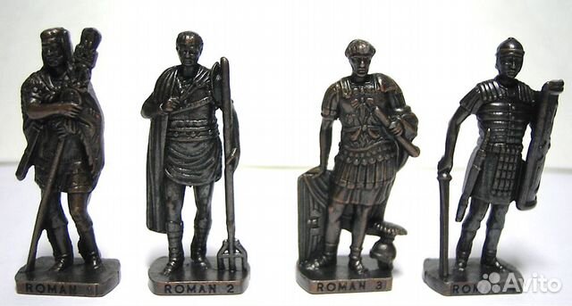 Киндер - солдатики