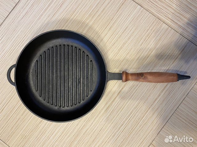 Сковорода чугунная гриль