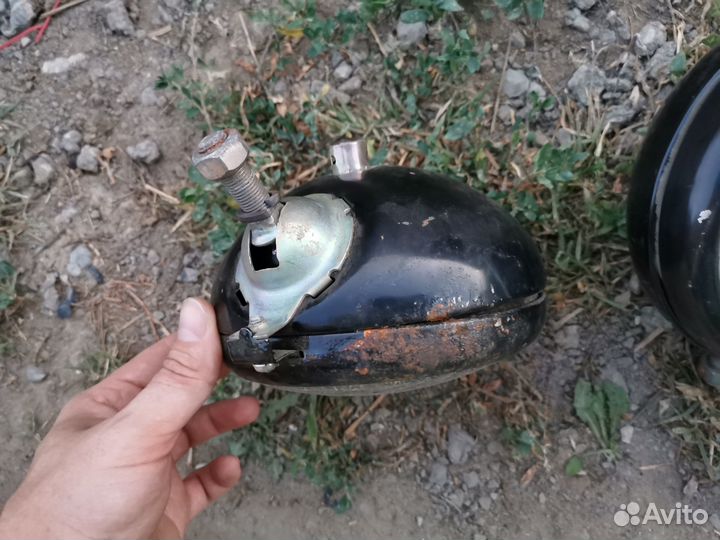 Фары поворотные