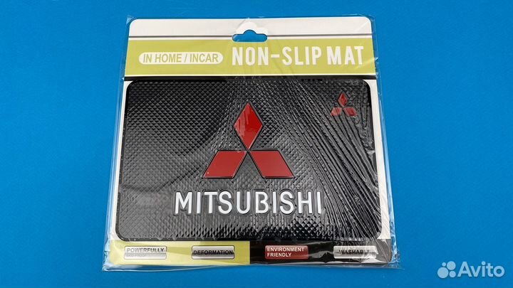 Коврик противоскользящий Mitsubishi на панель