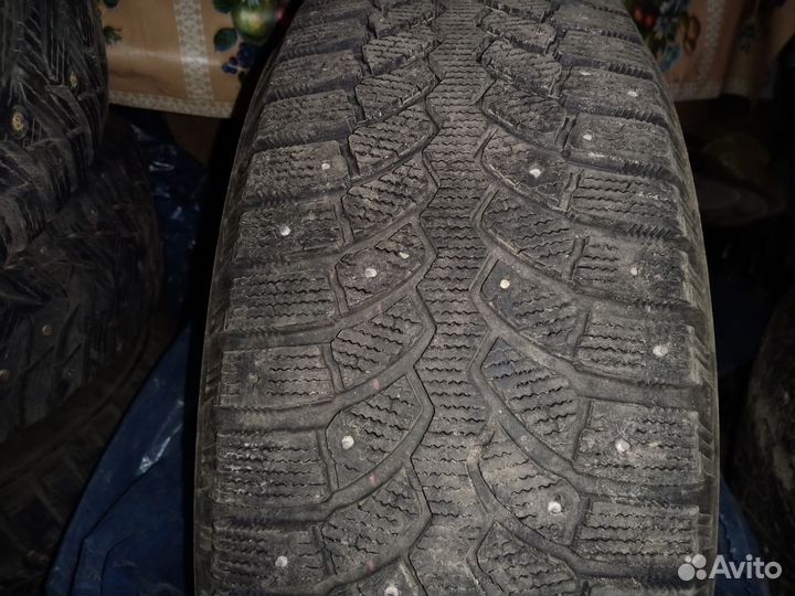 Bridgestone Blizzak Ice 225/60 R17