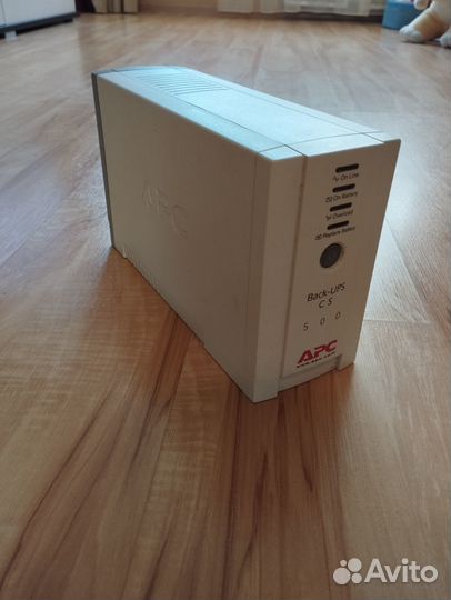 Источник бесперебойного питания back-UPS C S 500