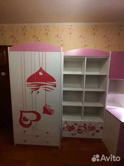 Комплект мебели для детской комнаты