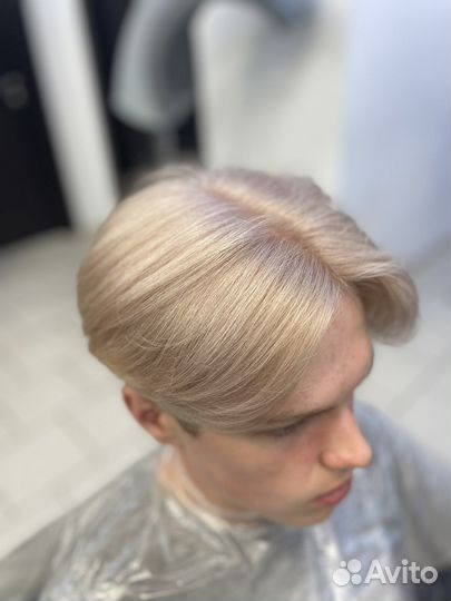 Парикмахер женский колорист