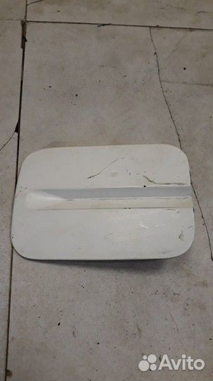 Лючок бензобака Volkswagen Passat