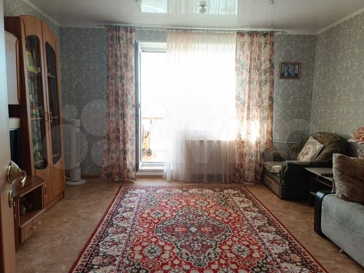2-к. квартира, 65 м², 10/10 эт.