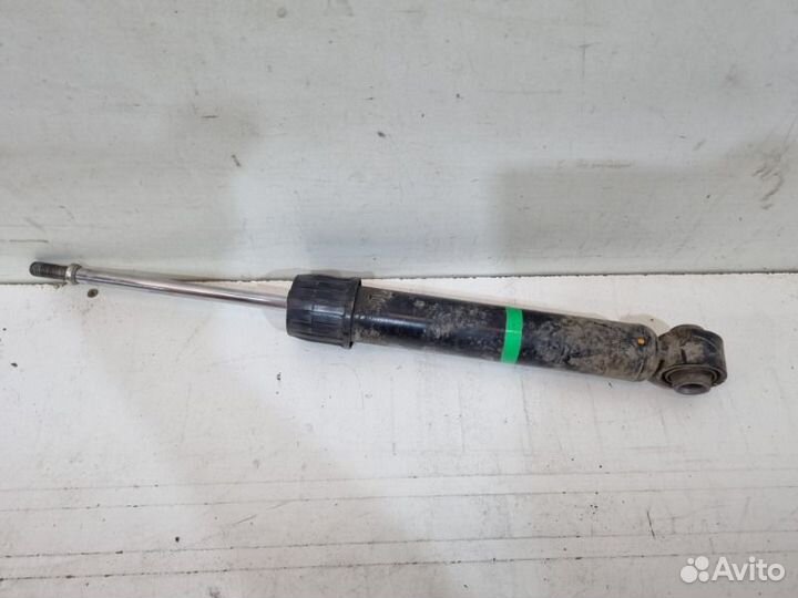 Амортизатор задний Toyota Camry V70 2018