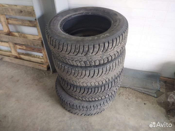 Triangle Winter A/T 215/65 R16