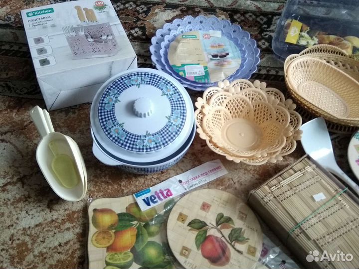 Посуда, скатерти, крышки закручивающиеся