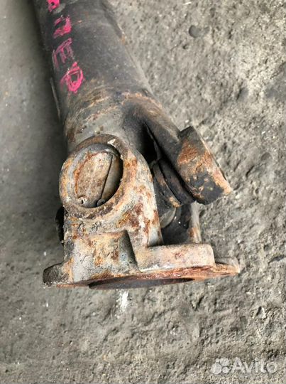 Карданный вал передний на соболь