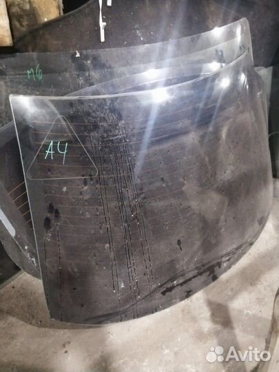 Стекло Audi A4
