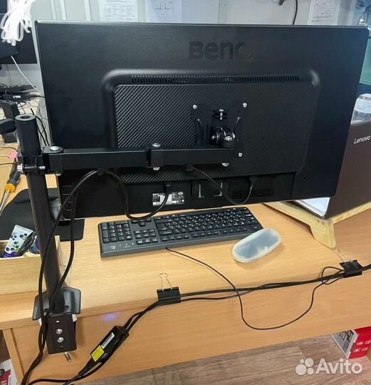 Настольный кронштейн для монитора 13