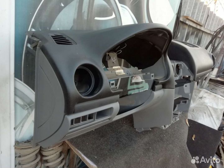 Панель Mazda 6 (GG) 2002-2007