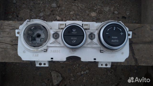 Блок управления климатической установкой Mazda 6