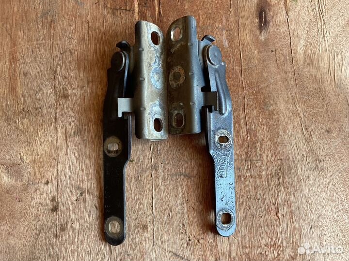 Петли капота renault logan