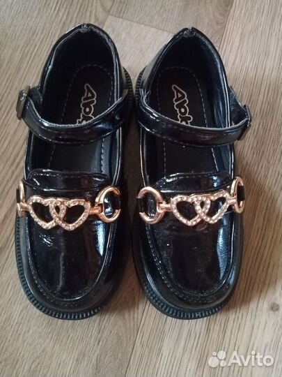 Туфли для девочки 27 размер