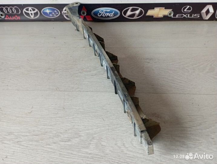 Крепление бампера заднее правое Skoda Octavia A5