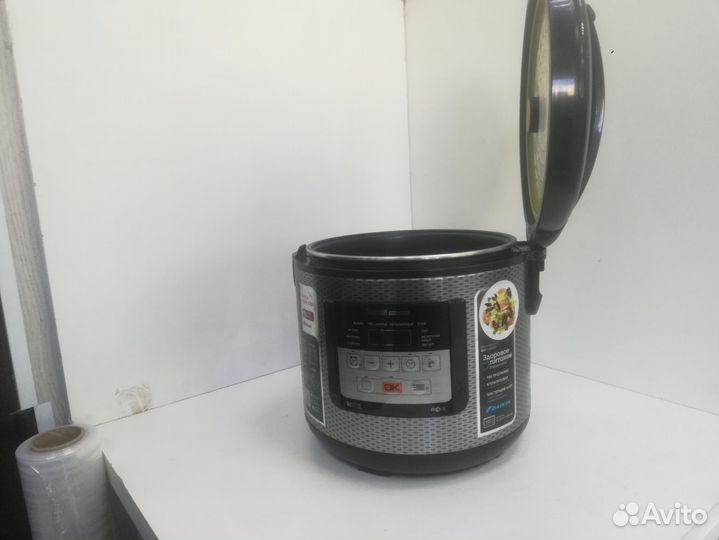 Мультиварка Redmond RMC-M224S