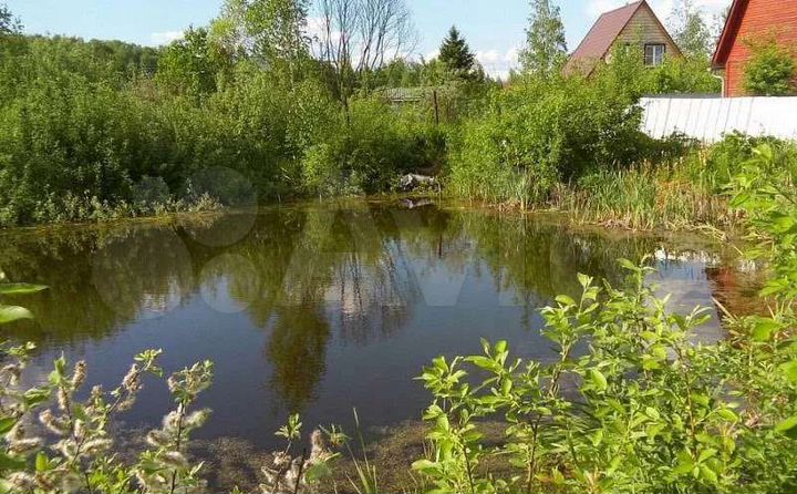 Дача 15 м² на участке 6 сот.