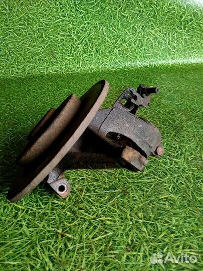 Кулак поворотный передний левый Пежо 306 1.4 1998г