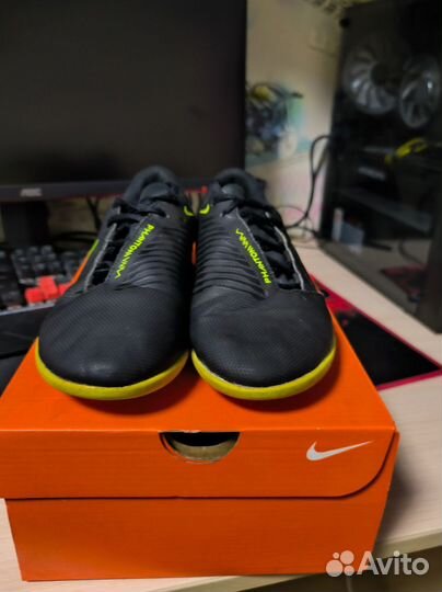 Футзалки Nike оригинал