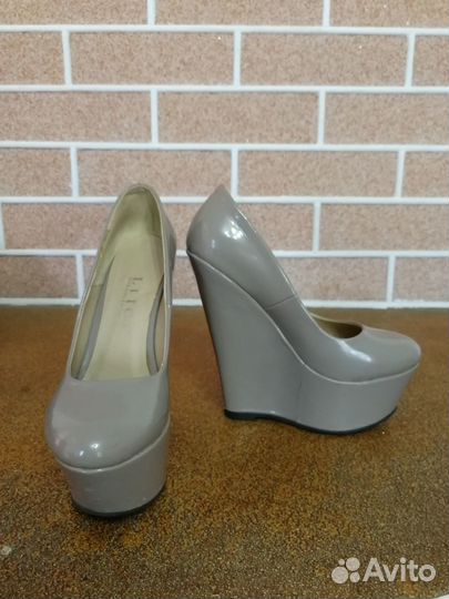 Обувь женская