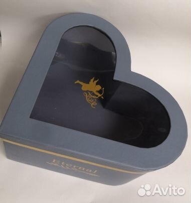 Коробка подарочная в виде сердца