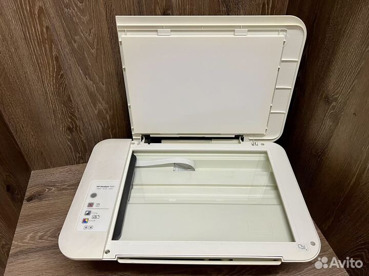 Цветной принтер HP Deskjet 1510