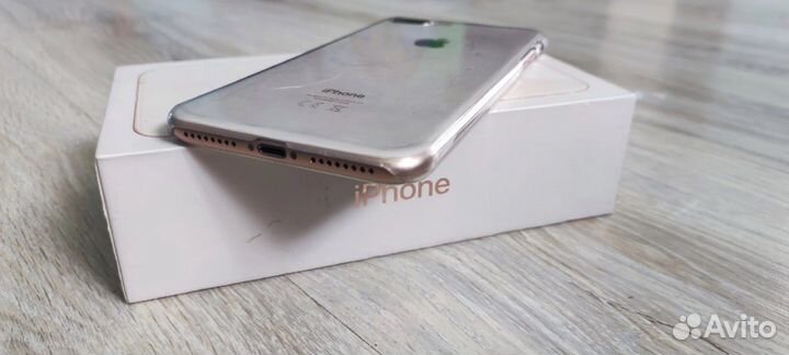 iPhone 8 Plus, 64 ГБ