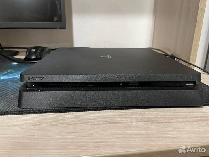 Sony PS4 slim 1tb