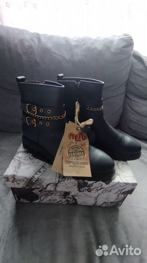 Ботинки демисезонные лель 35