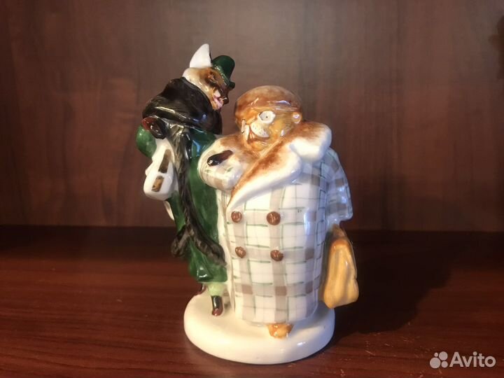 Статуэтки фарфор: лфз; дулево (дфз) и др