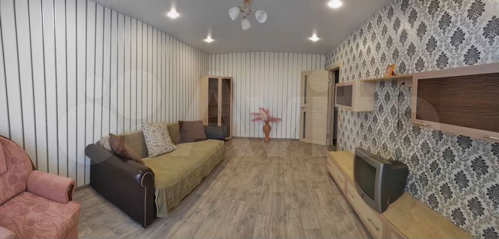 2-к. квартира, 65 м², 9/10 эт.