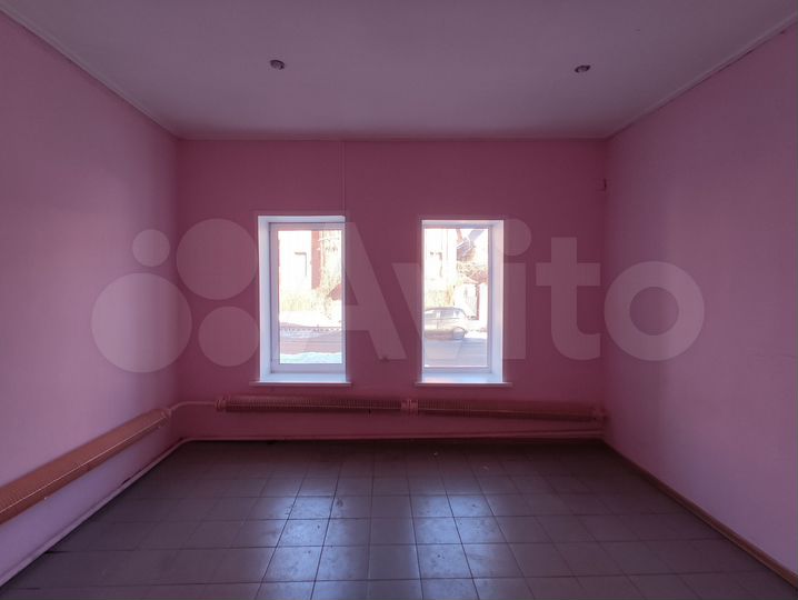 Свободного назначения на первой линии, 190.1 м²