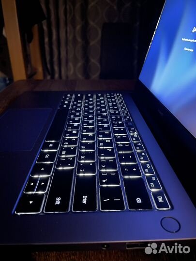 Huawei matebook d14 AMD 512 SSD