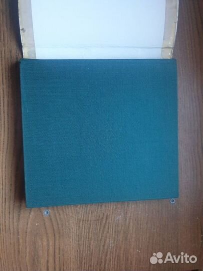 Старинные книги
