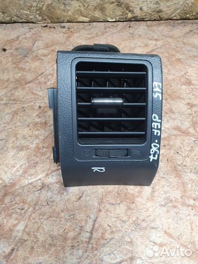 Дефлектор в торпеду правый Toyota Corolla E15 2010