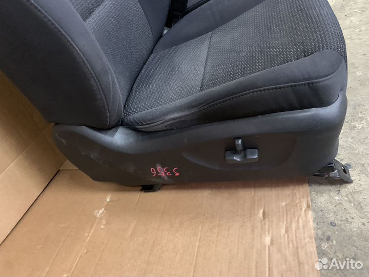 Комплект сидений Subaru Outback Bp