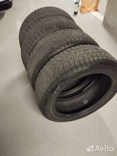 Bridgestone Blizzak Ice 225/55 R19 99