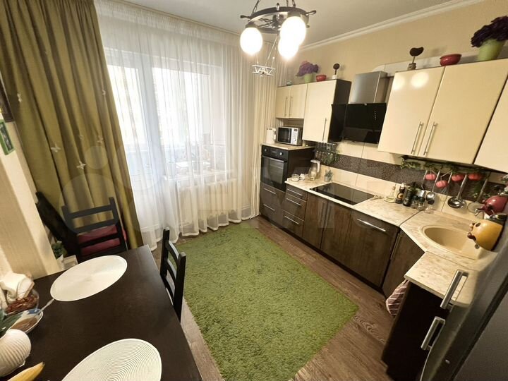 2-к. квартира, 62 м², 5/15 эт.