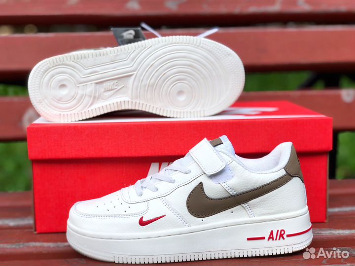 Кроссовки Nike Air Force 1