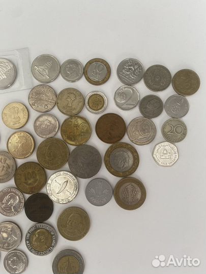 Монеты и купюры