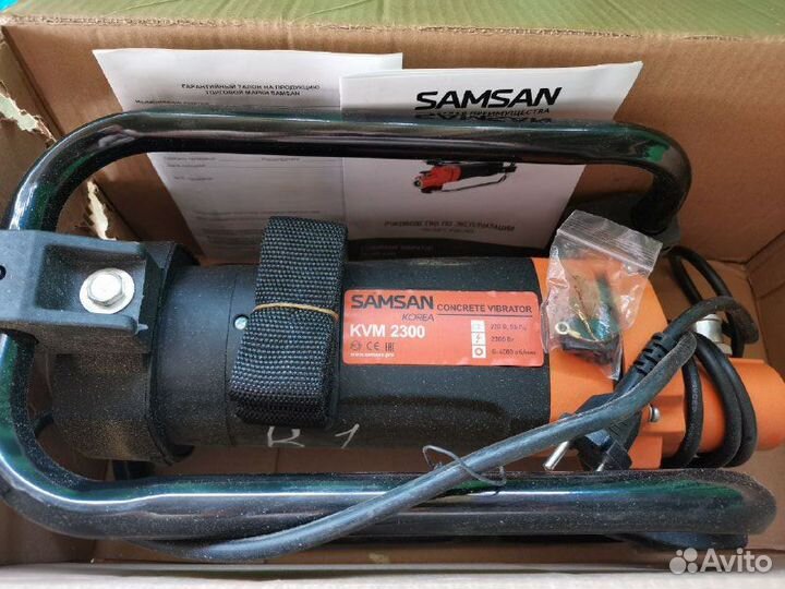 Глубинный вибратор для бетона Samsan kvm 2300